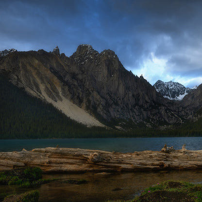 Mountain Scenery-Wuchao Du